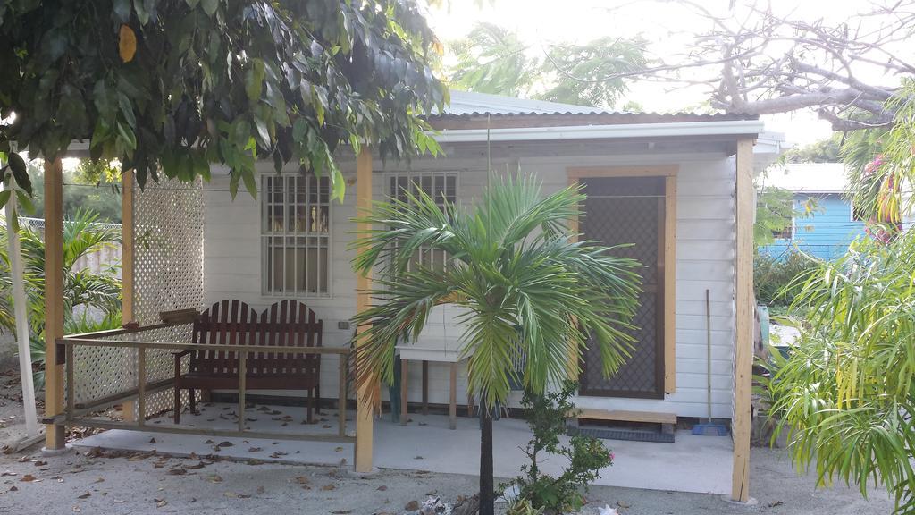 Jaguar Morning Star Hotel Caye Corker Exterior foto